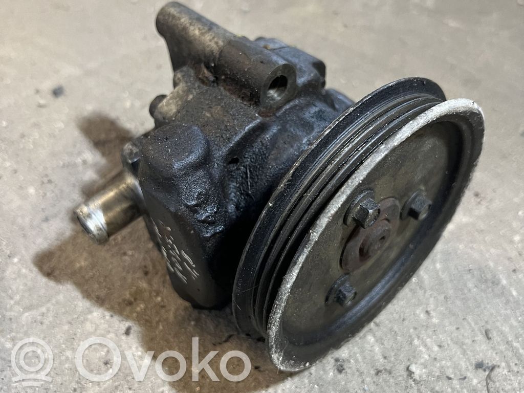 Land Rover Freelander Ohjaustehostimen pumppu 