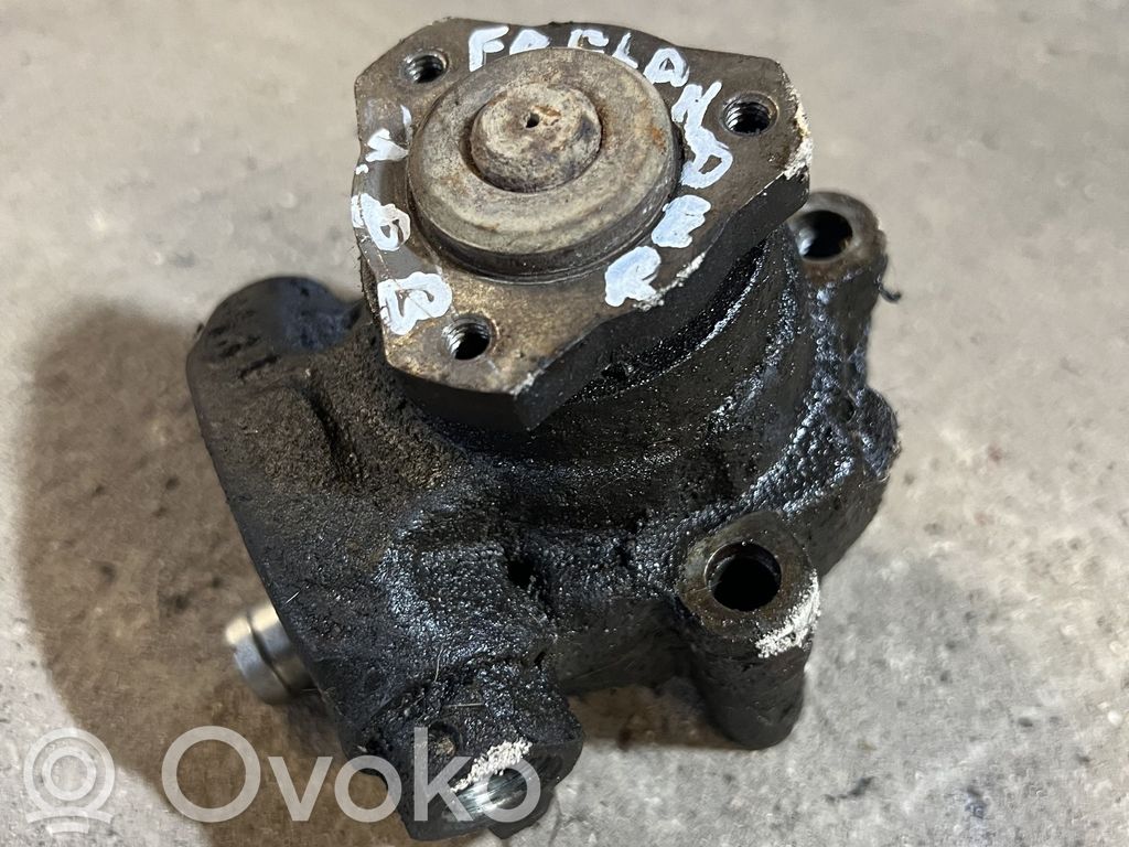 Land Rover Freelander Ohjaustehostimen pumppu 