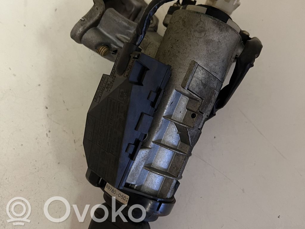 Toyota Avensis T220 Ignition lock 