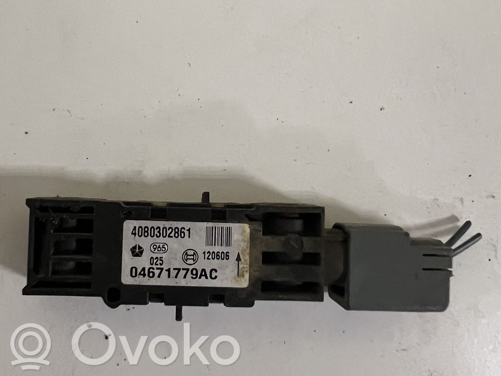 Jeep Grand Cherokee (WK) Airbag deployment crash/impact sensor 