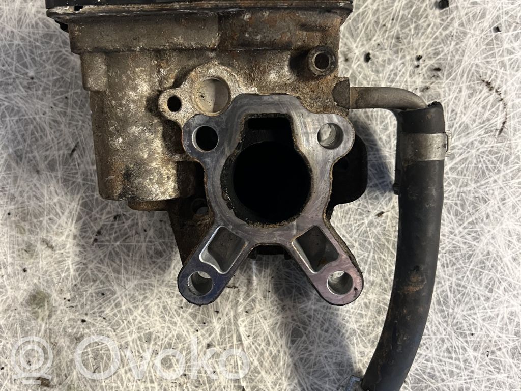Nissan Patrol Y61 Válvula EGR 