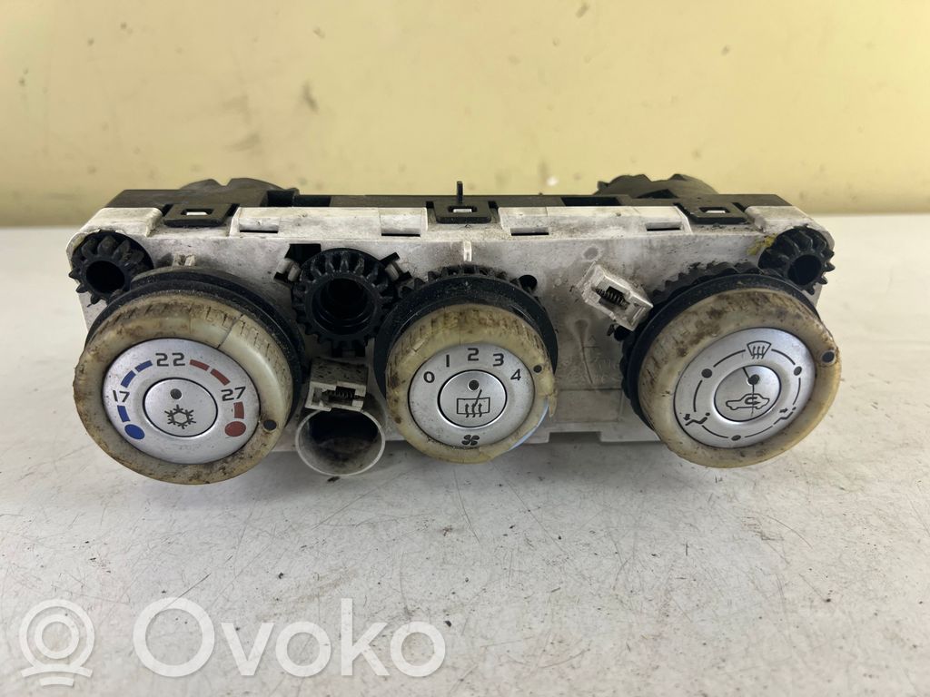 Mitsubishi Colt Climate control unit 