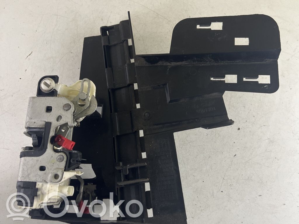 Dodge Nitro Rear door lock 