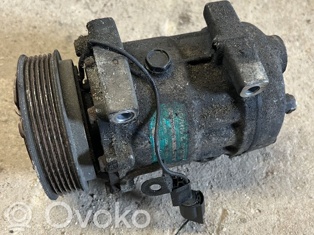 Kompresor / Sprężarka klimatyzacji A/C   7700872158,5296707934