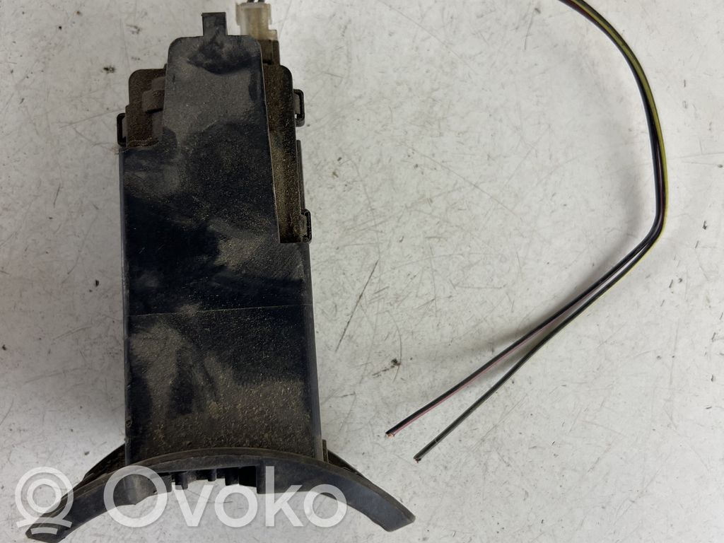 Opel Meriva A Fuel tank cap lock motor 