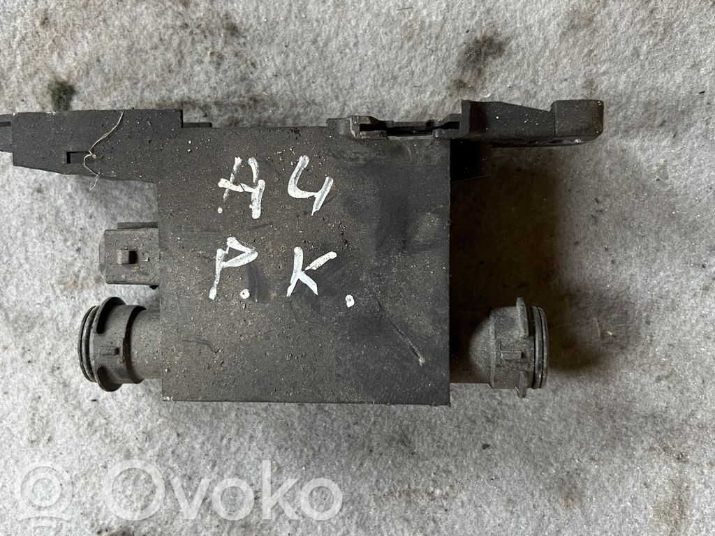 Audi A4 S4 B6 8E 8H Door control unit/module 