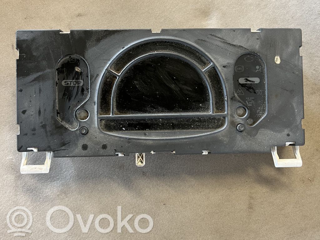 Renault Modus Speedometer (instrument cluster) 