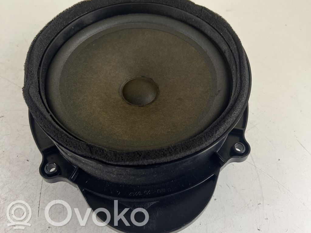 Land Rover Discovery 3 - LR3 Front door speaker 