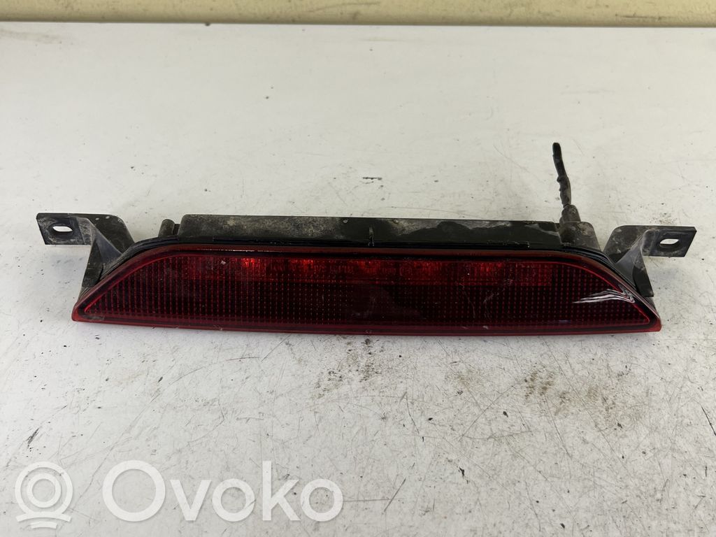 Dodge Caliber Third/center stoplight 