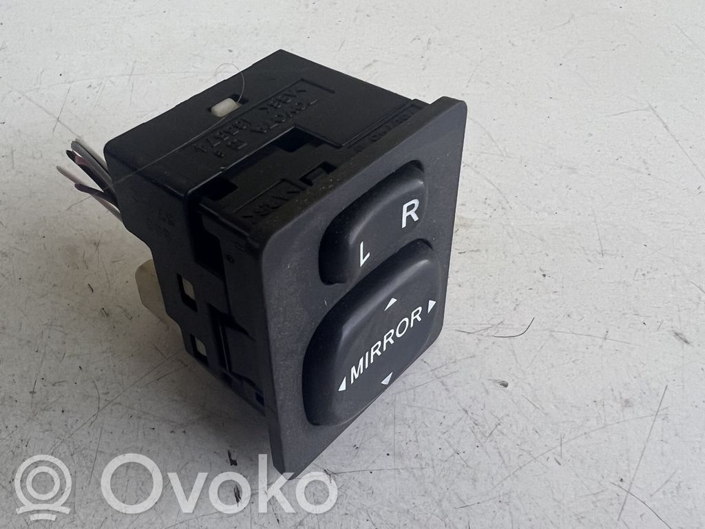 Toyota Corolla Verso AR10 Interruptor del espejo lateral 