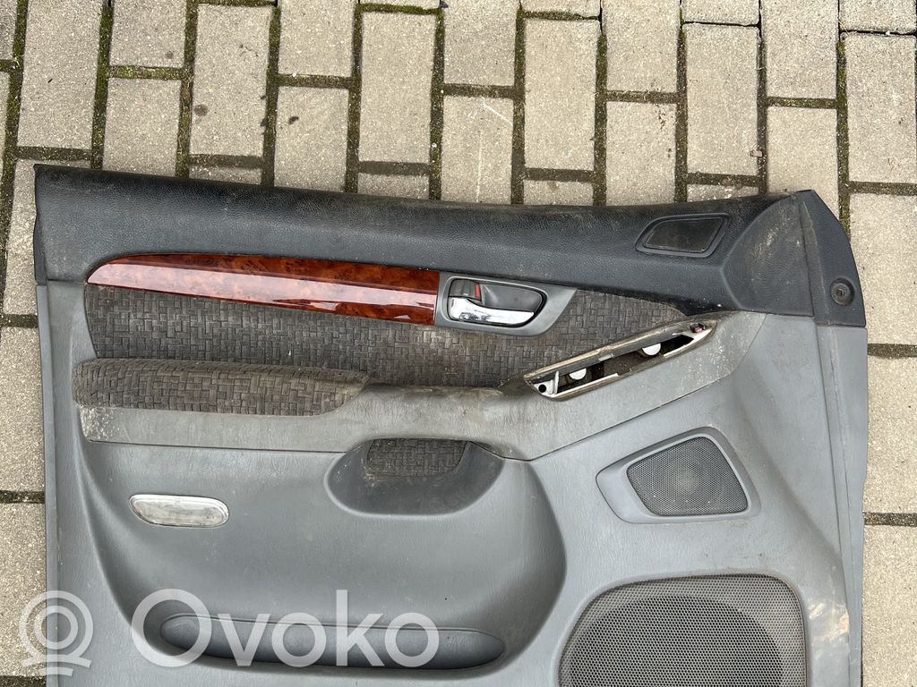 Toyota Land Cruiser (J120) Boczki / Poszycie drzwi przednich 