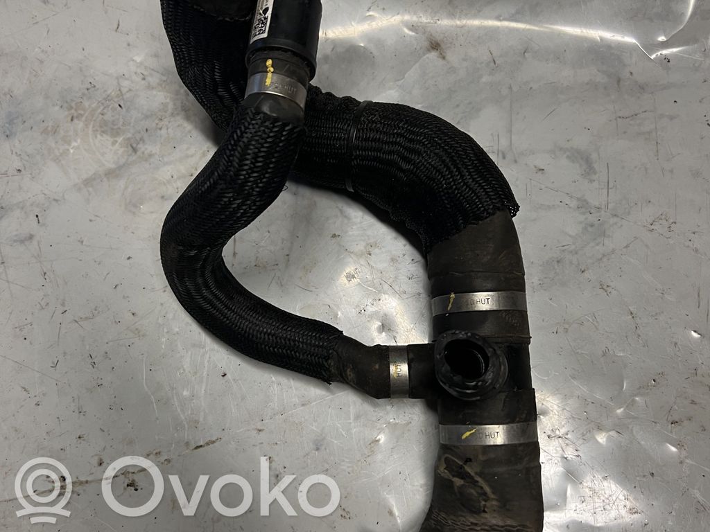 Jeep Grand Cherokee WL Engine coolant pipe/hose 