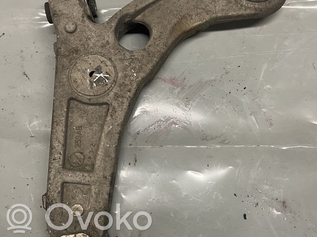 Jeep Cherokee Dakša 