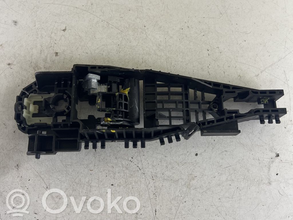 Jeep Cherokee KL Klamka/wspornik zewnętrzny drzwi tylnych 