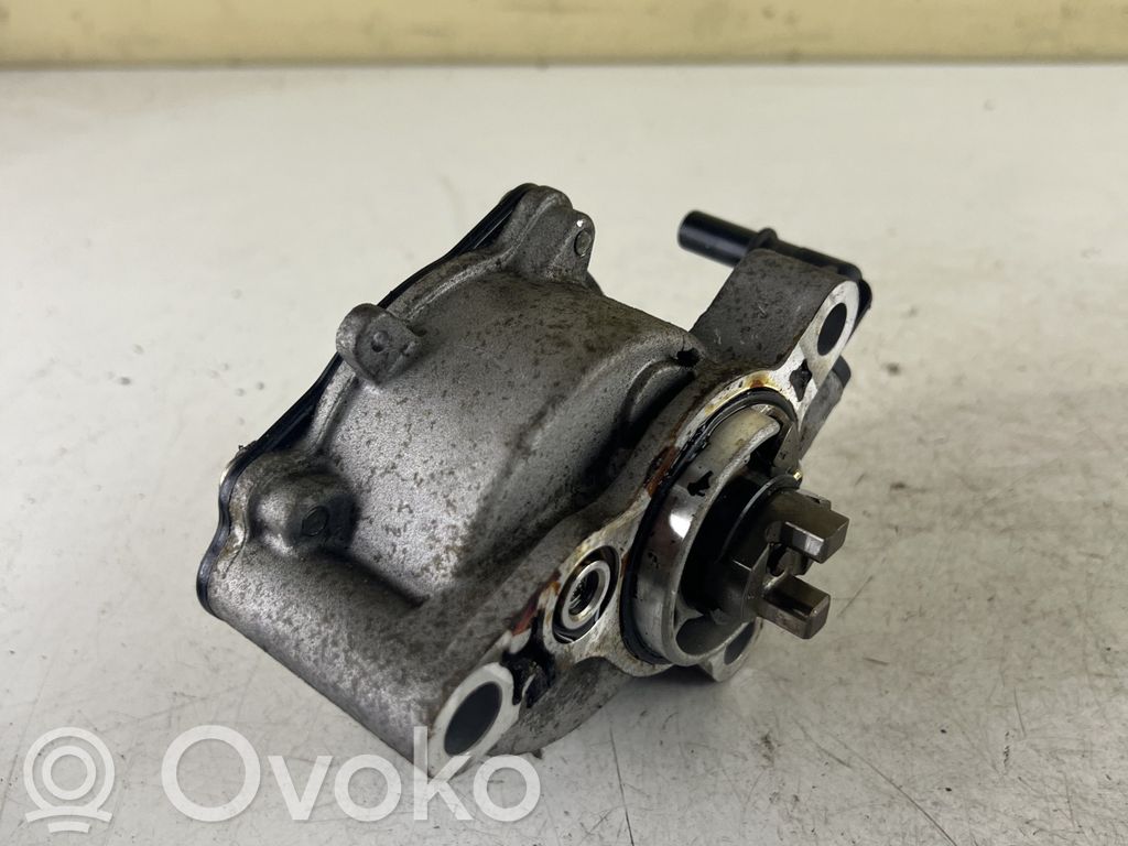 Jeep Cherokee Vacuum pump 