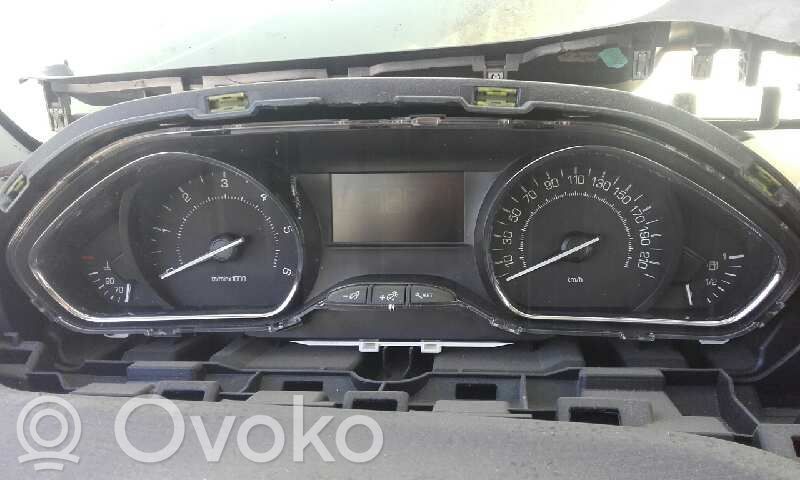 Peugeot 2008 I Licznik / Prędkościomierz 