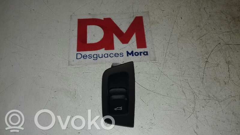 Audi Q3 8U Interruptor de control multifunción 