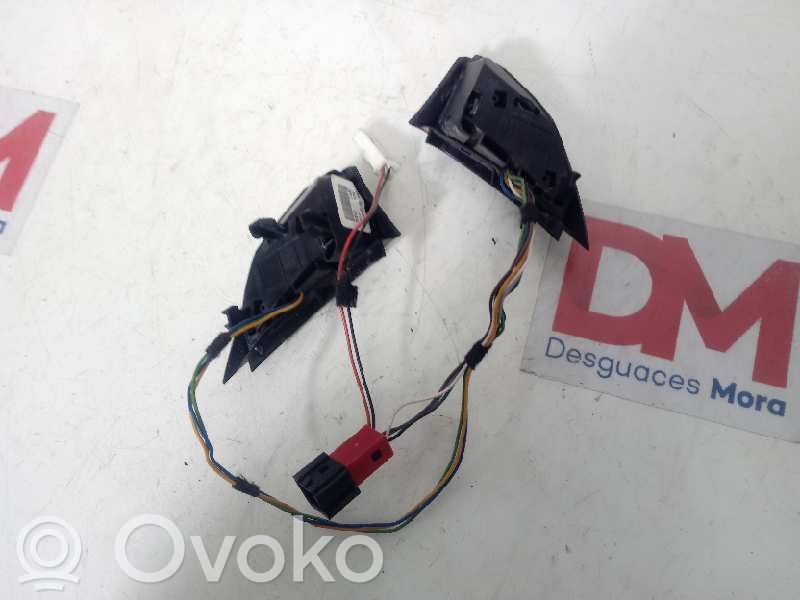 Boutons / interrupteurs volant   MVOC263A200011