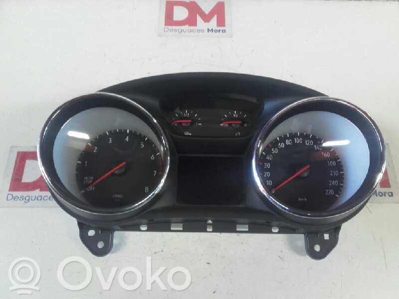 Opel Astra K Geschwindigkeitsmesser Cockpit 