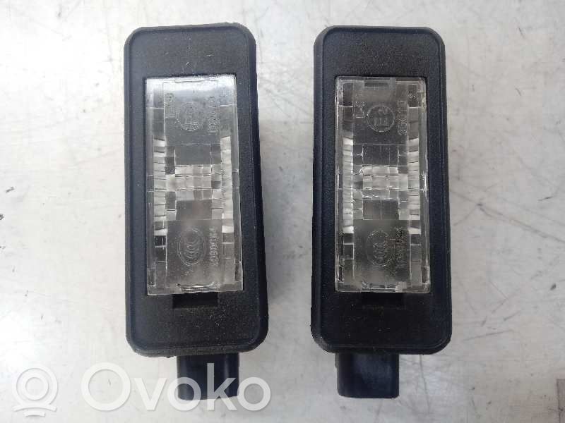 Lampă număr   9682403680