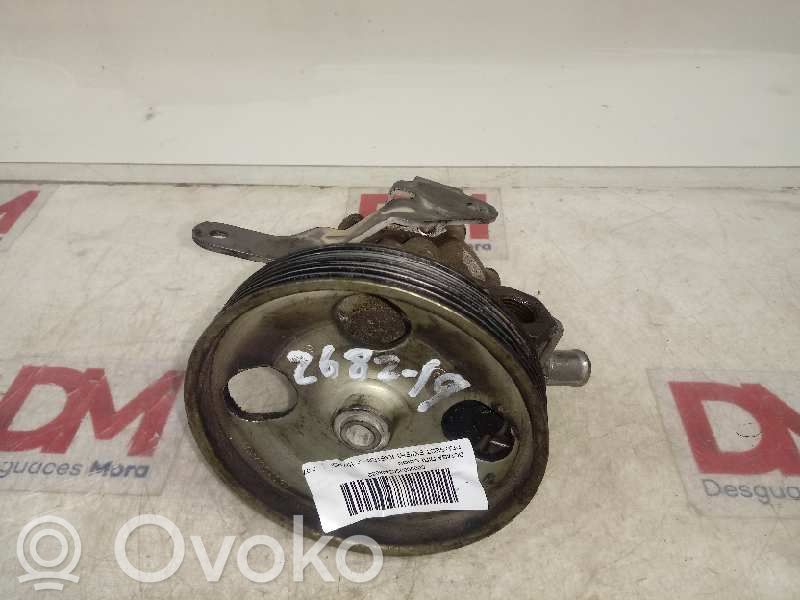 Peugeot Expert Ohjaustehostimen pumppu 