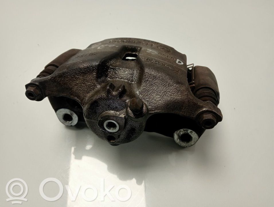 Caliper de freno delantero