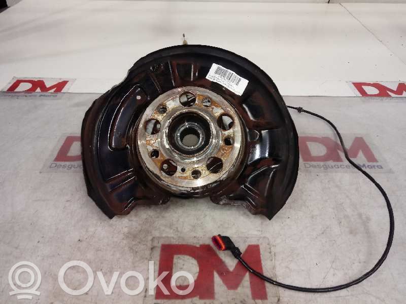Mercedes-Benz CLK AMG A208 C208 Achsschenkel vorne 