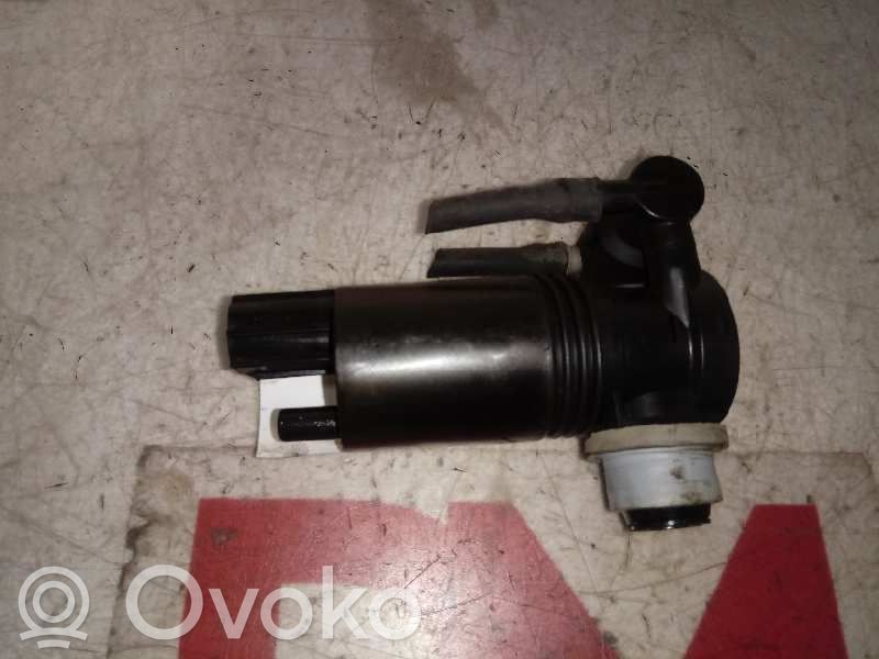 Ford Fiesta Pompa spryskiwacza szyby przedniej / czołowej 