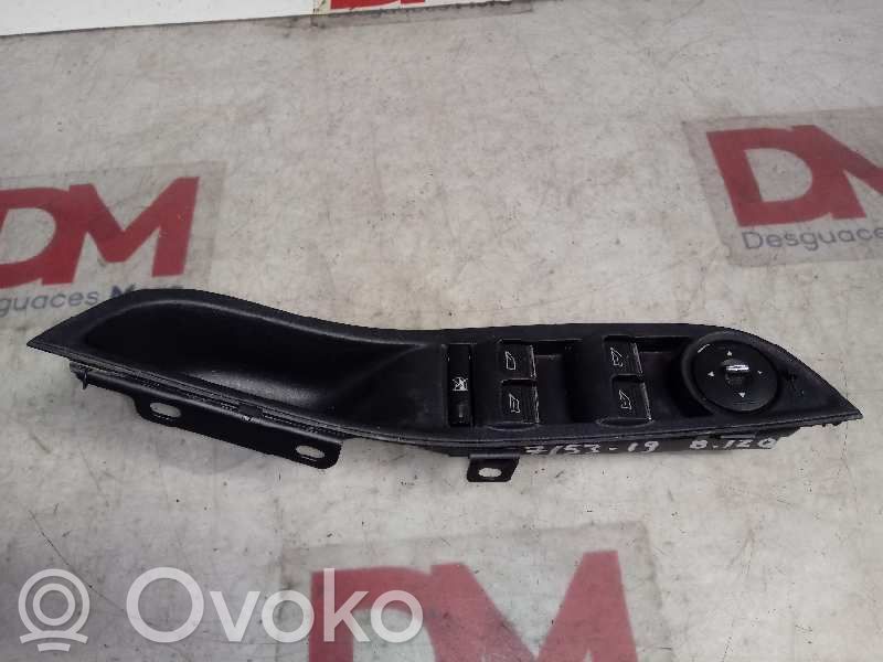 Interruptor del elevalunas eléctrico   AM5T14A132CA
