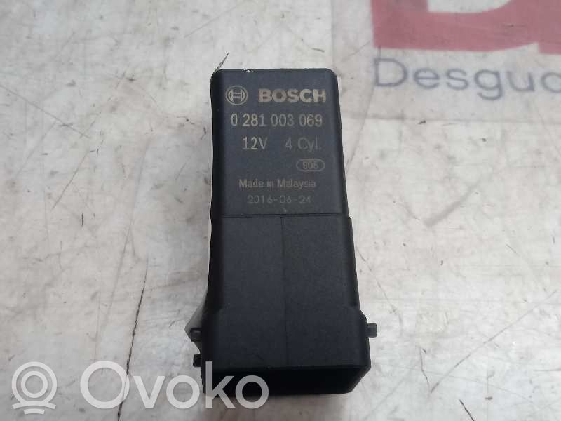 Mitsubishi L300, Cosmos Hehkutulpan esikuumennuksen rele 
