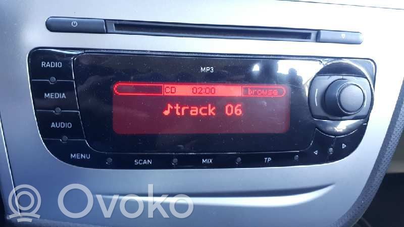 Seat Leon (1P) Unitate control sunet HiFi Audio