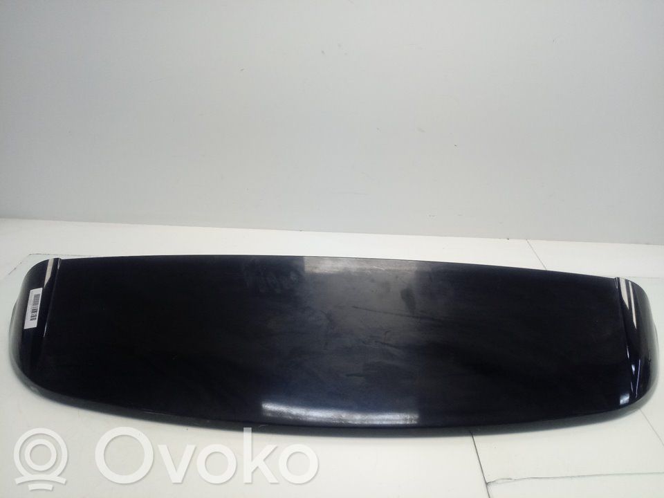 Tailgate/trunk spoiler