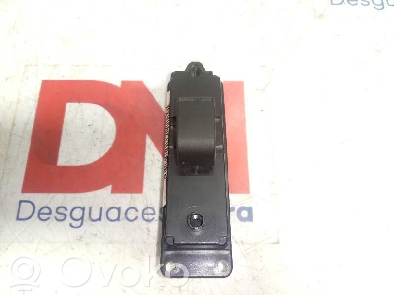 Electric window control switch   03124610
