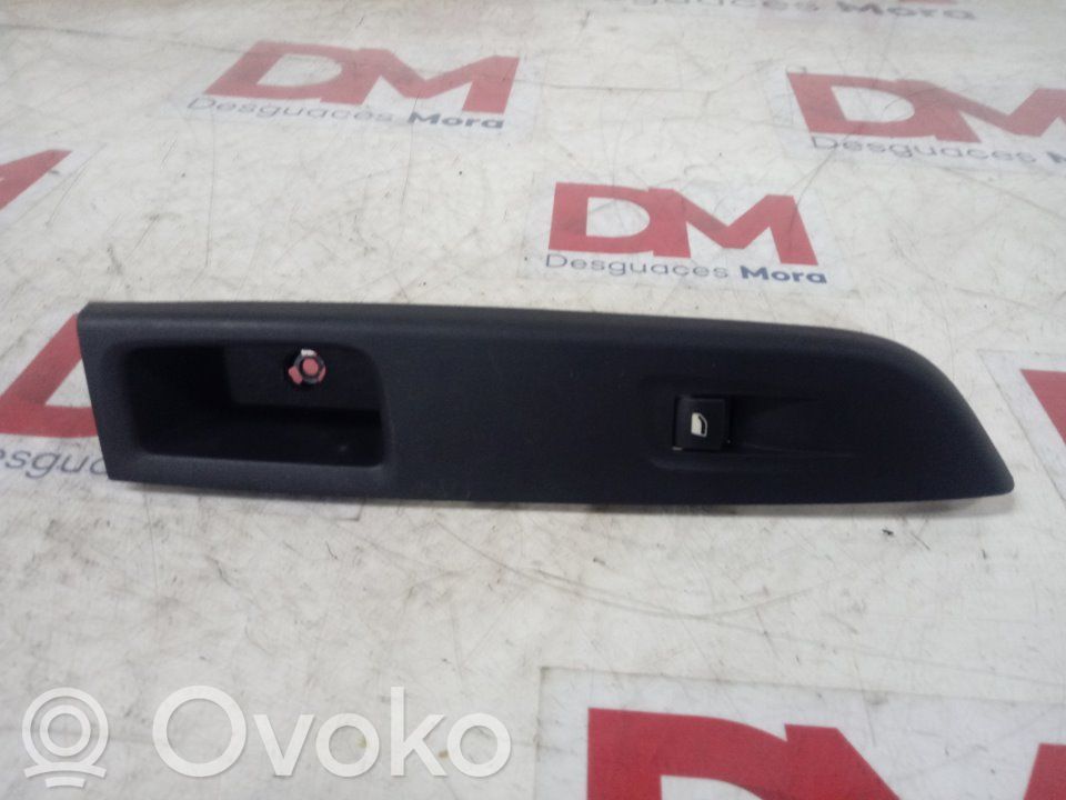 Opel Corsa F Przyciski szyb 