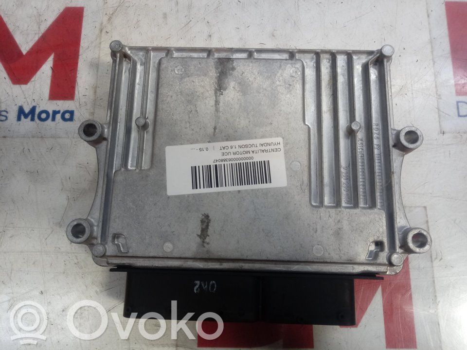 Hyundai Tucson TL Engine control unit/module 