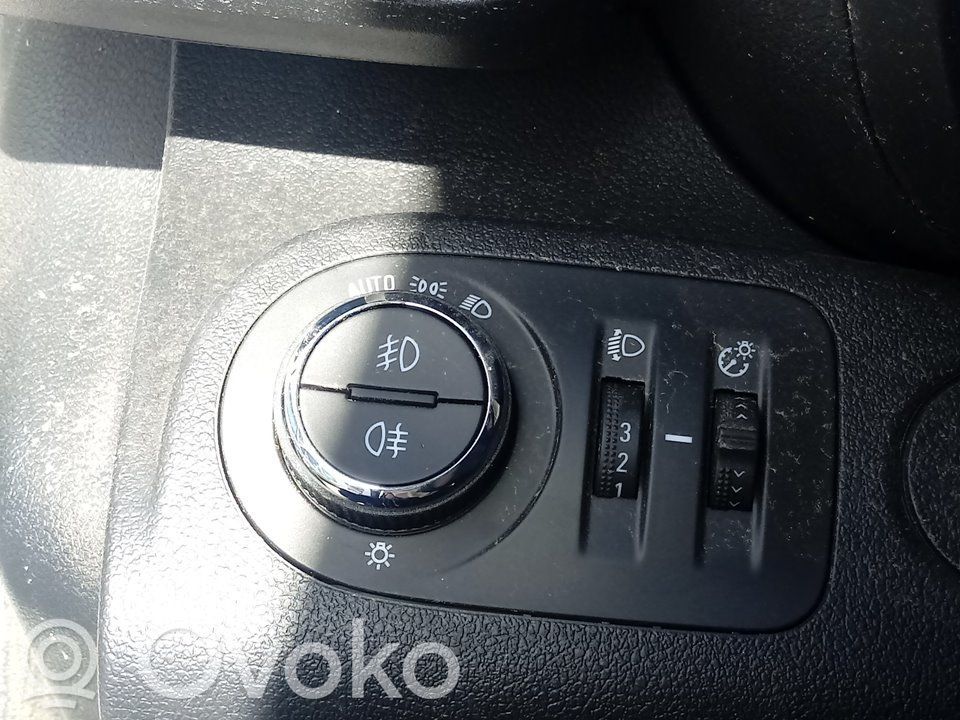 Panel lighting control switch   39085924