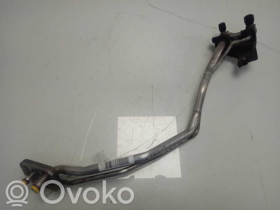 Ilmastointilaitteen putki (A/C)   9187635