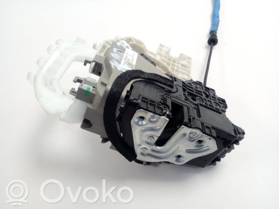 Front door lock   81310J7010
