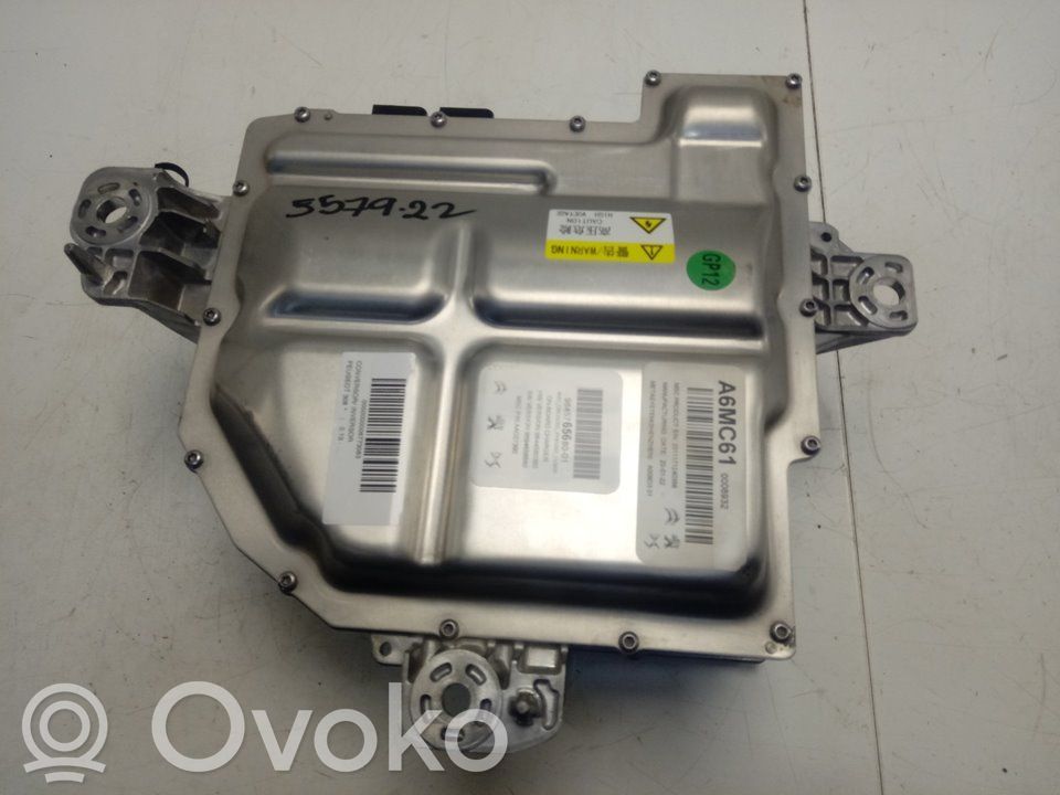 Inversor/convertidor de voltaje   9845765680