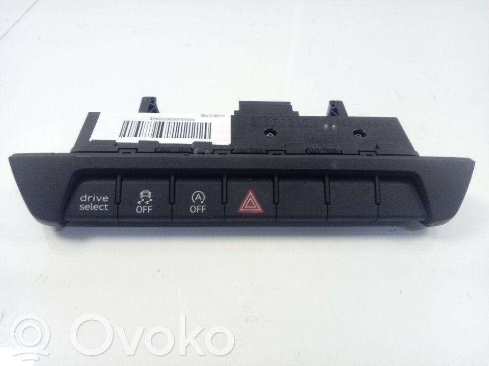 Audi A1 Hazard light switch 