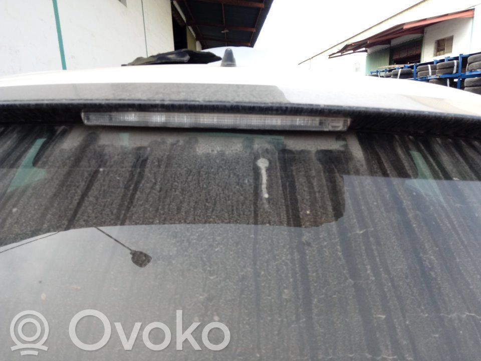Citroen C4 II Picasso Third/center stoplight 