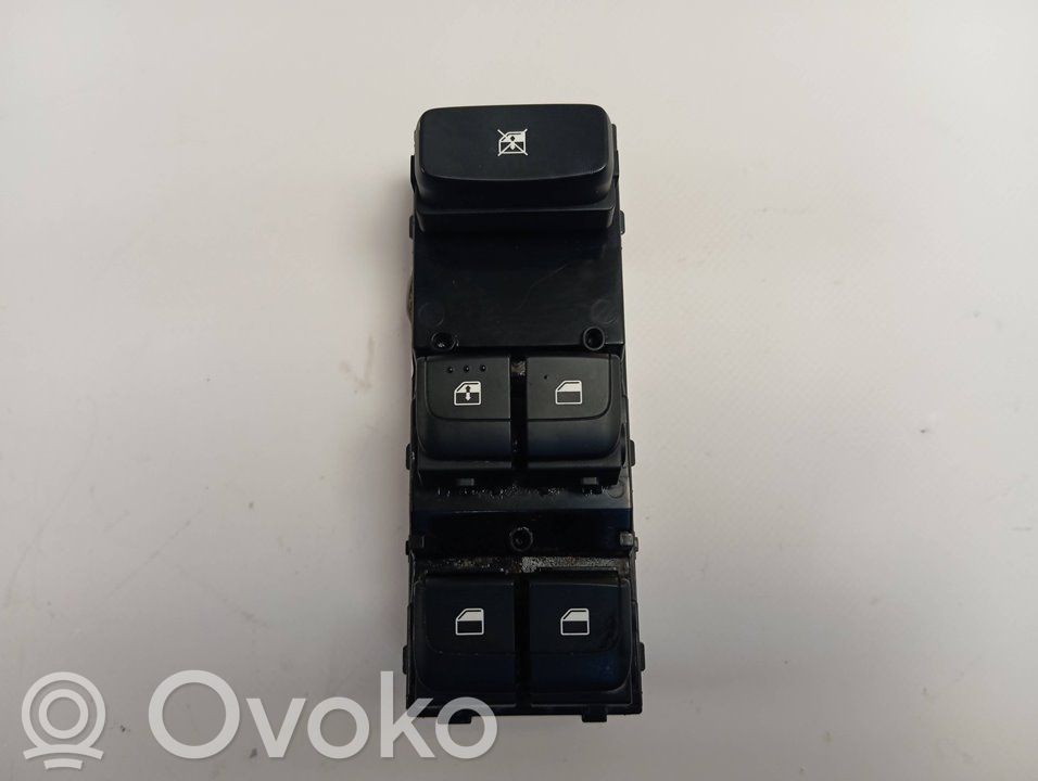 Electric window control switch   93570H8000