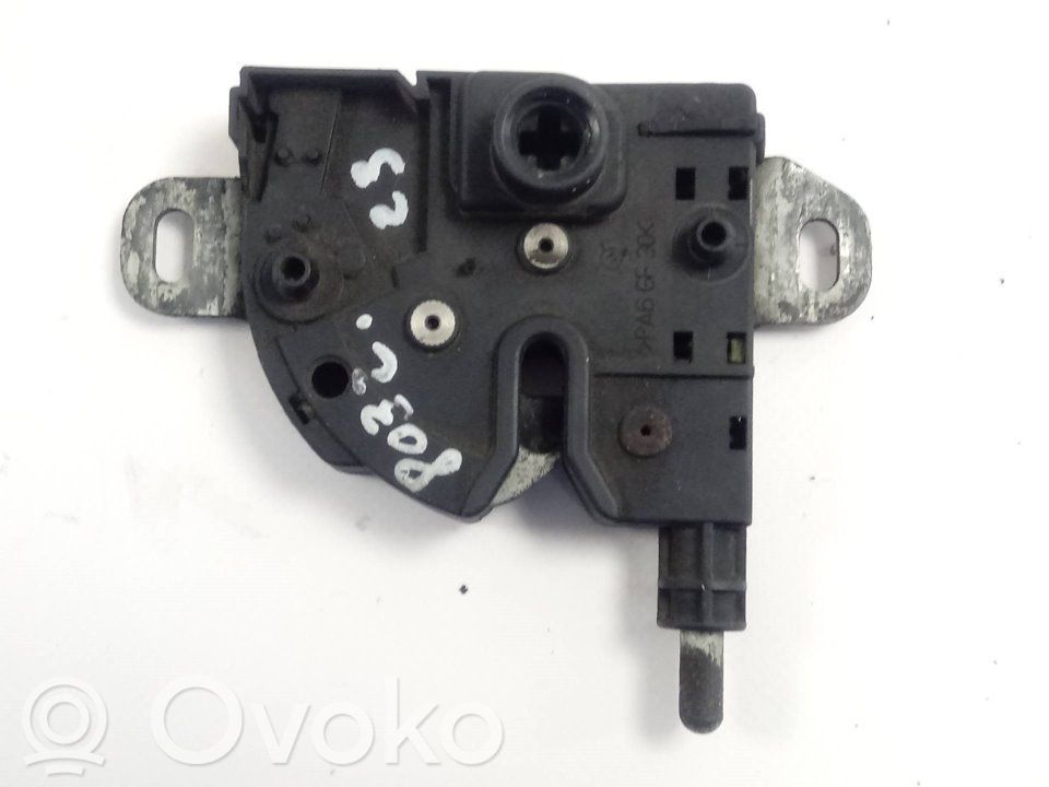 Tie down hook / loop   16700AG