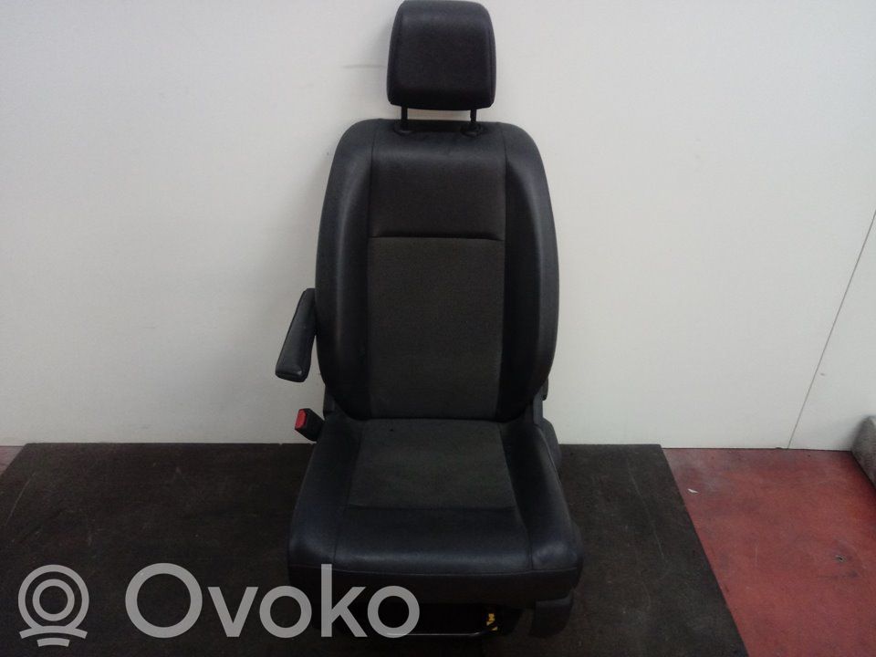 Asiento delantero del conductor