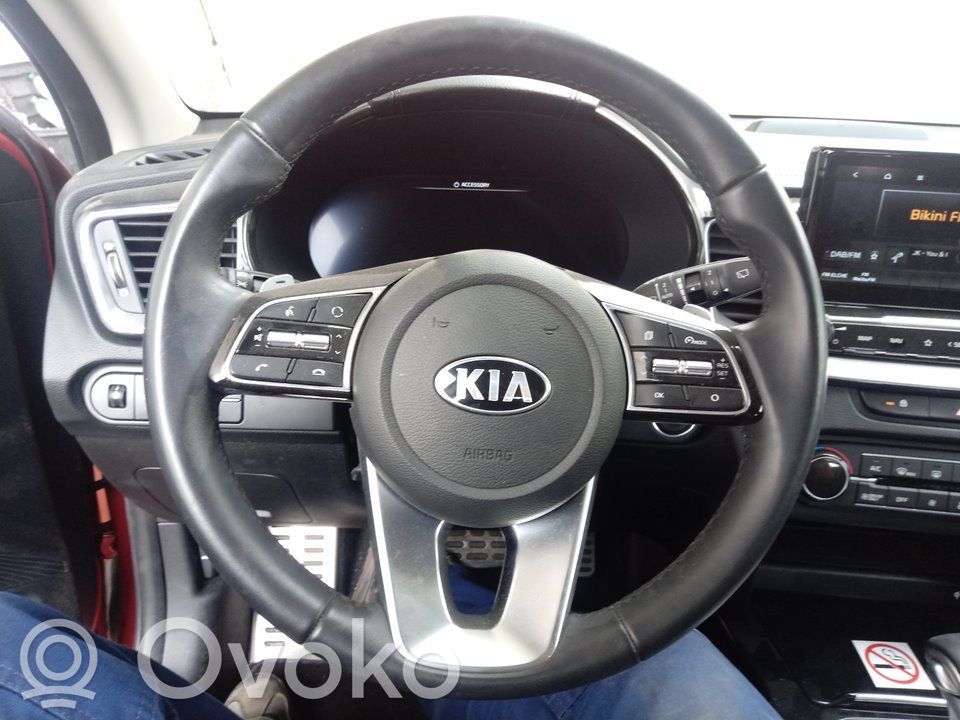 KIA Xceed Stūre 