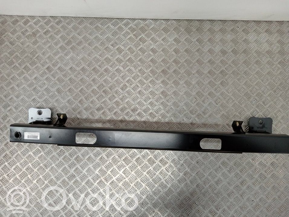 Front bumper mounting bracket