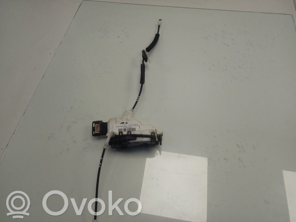 Citroen C3 Aizmugurē slēdzene 