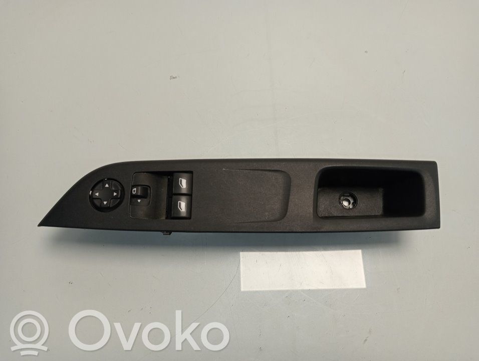 Opel Corsa F Electric window control switch 