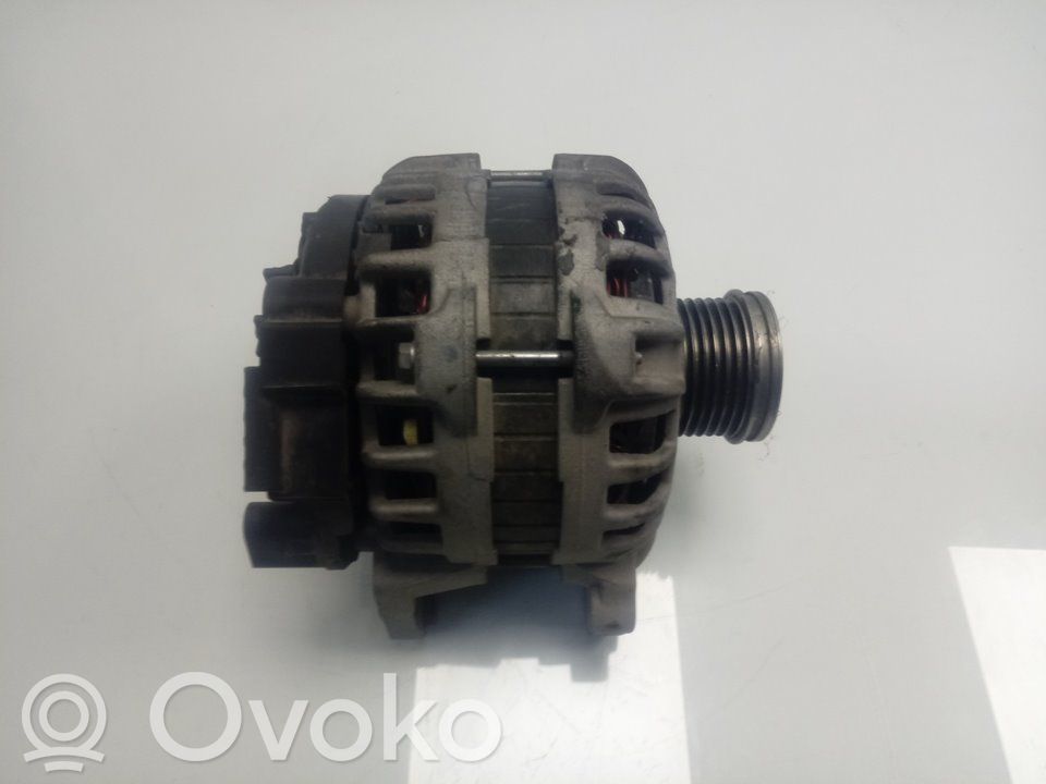 Alternator   04C903023J