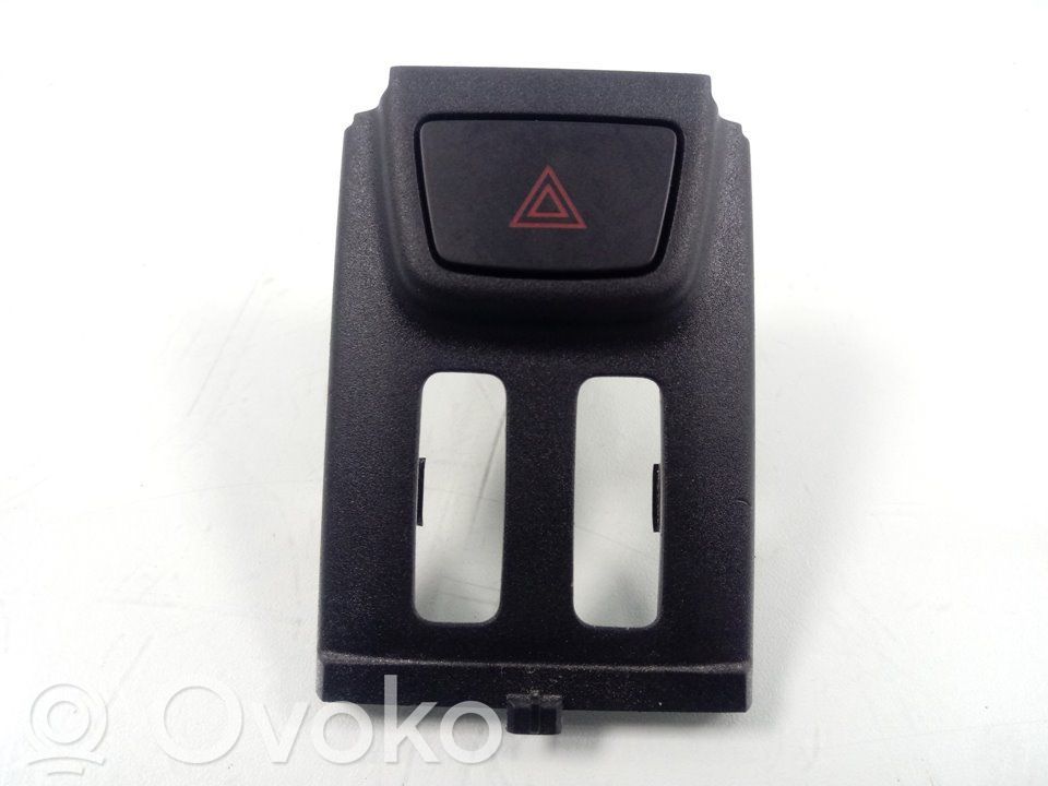 Botón interruptor de luz de peligro   H1BT13A350AC